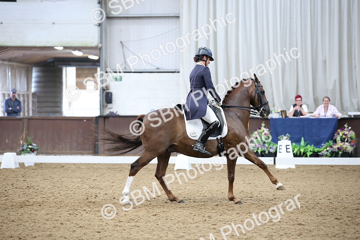 SBM_004861 - Class 9 - FEI Inter 1 Gold - 16.59-17.47