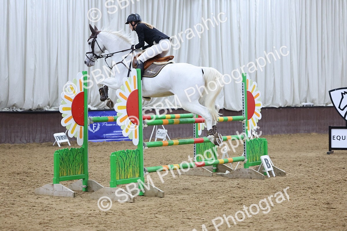 SBM_001585 - Class 5 - Senior Foxhunter -1.20m