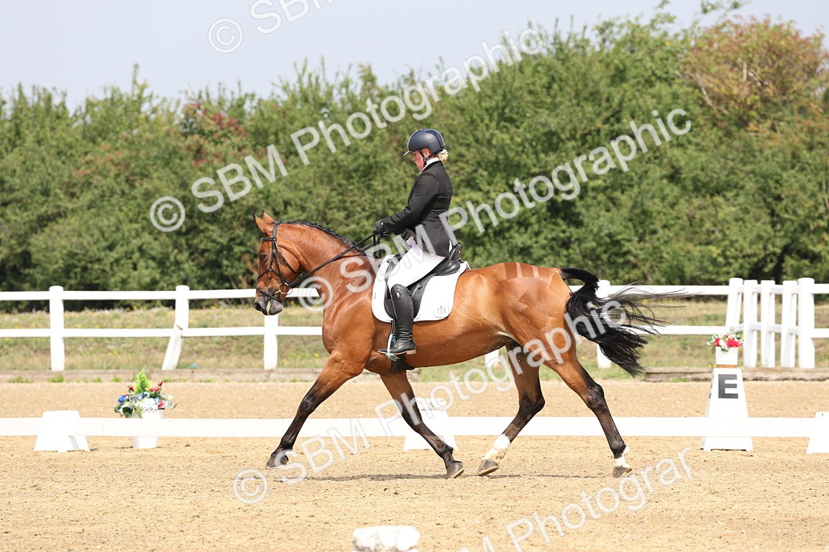 SBM_006180 - Class 6 - novice 6 - 11.50-12.46
