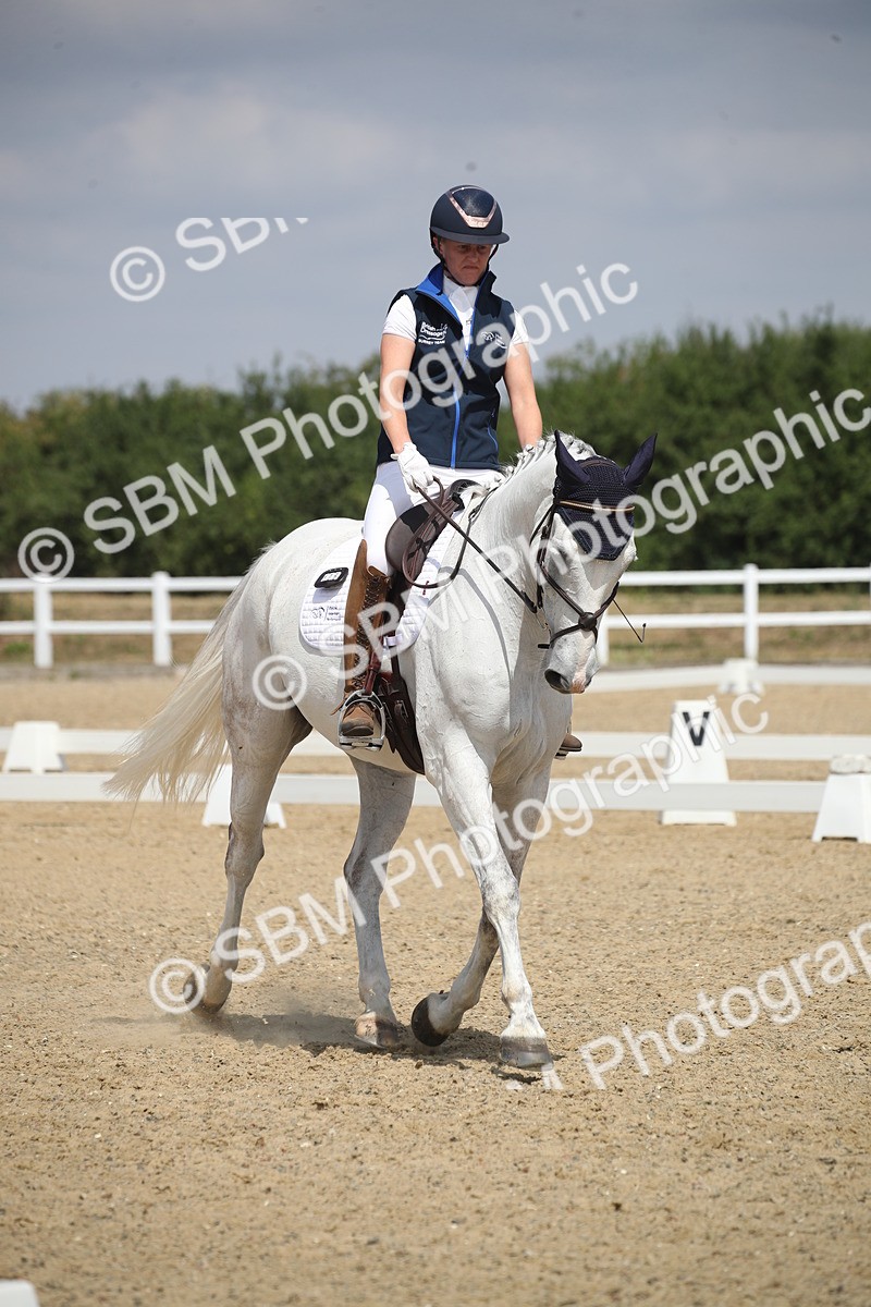 SBM_008057 - Novice 5 - 10.56-13.12