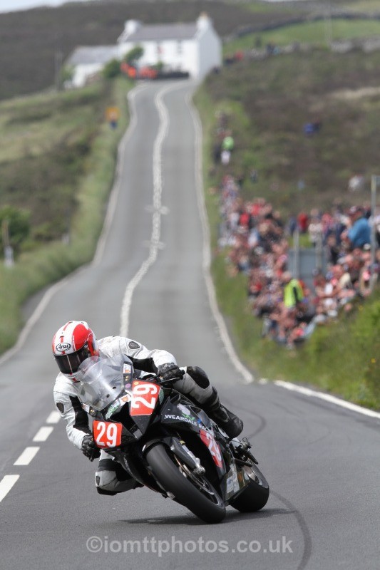 Ian Pattinson BMW / Weardale Racing Ltd - Pokerstars Senior TT