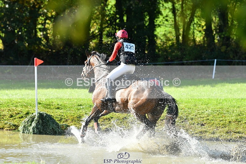 251025A-122709-19657 - F-420-Helen.Buckland