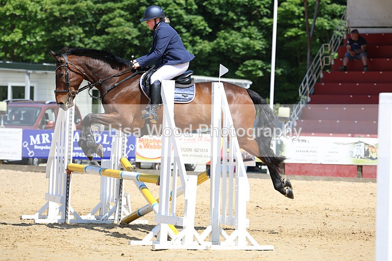 3E7A9630 - Class 8: Senior 80cm