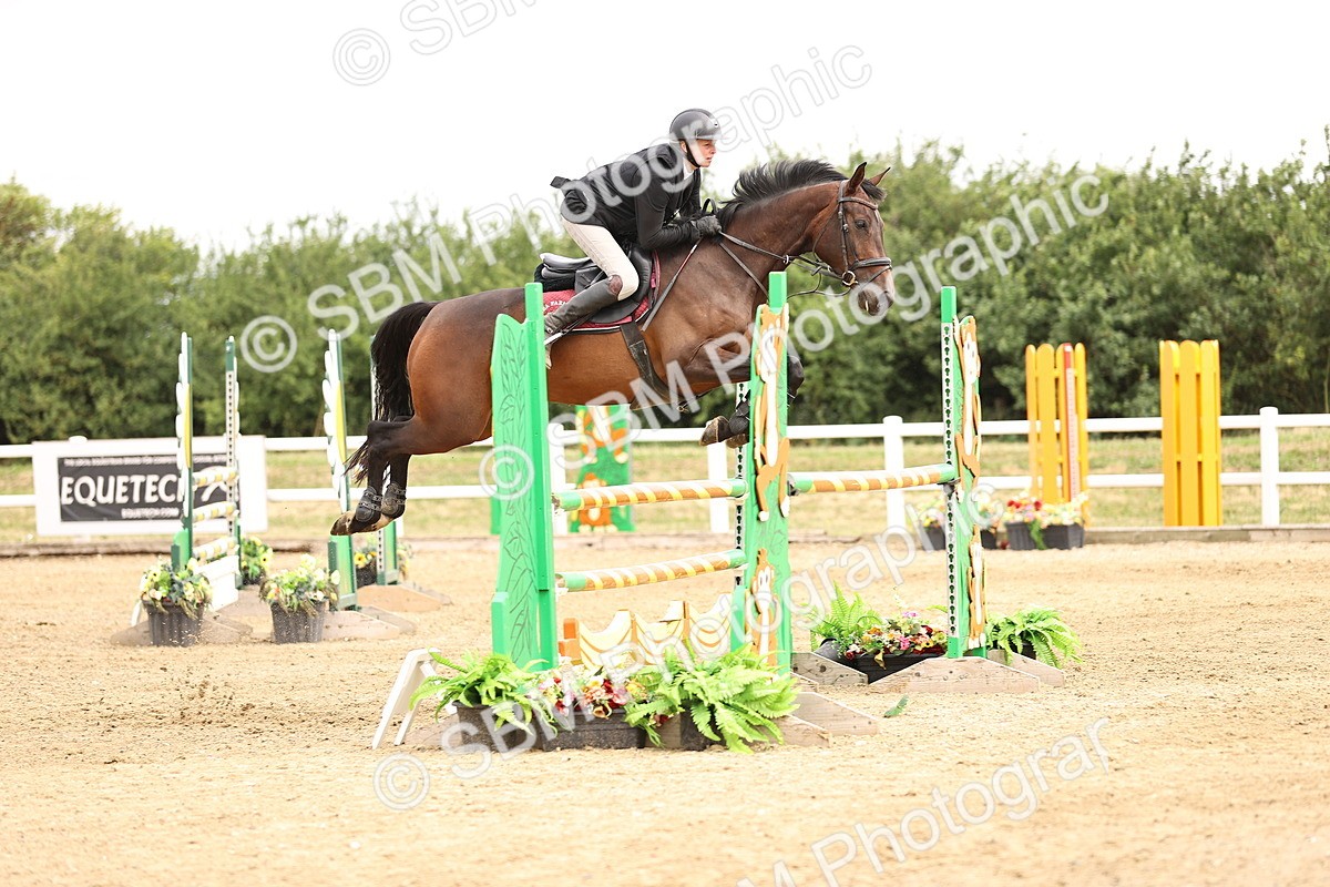 SBM_003174 - Class 21 - Senior Newcomers - 1.10m