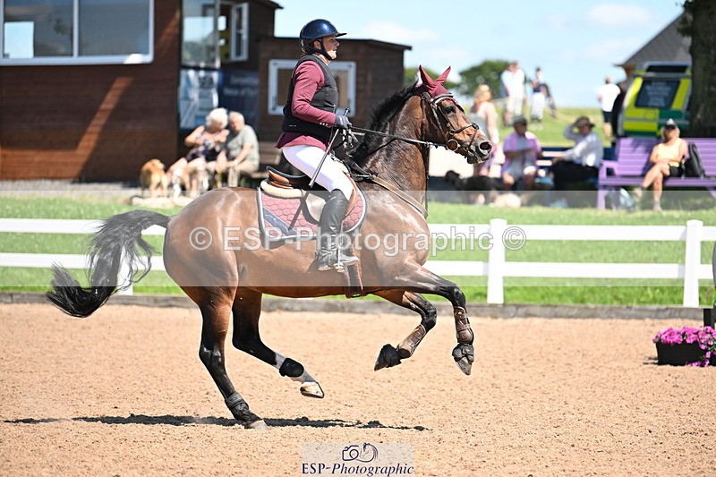240728A-141912-09445 - Cls 36 1.05m Amateur Qualifier
