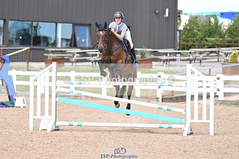 250709-154718-01215 - Cls 6 Snr Fox & 1.20m