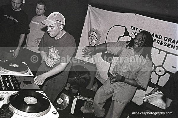 38 - Friends-&-Family @ the-roadhouse 28.06.03