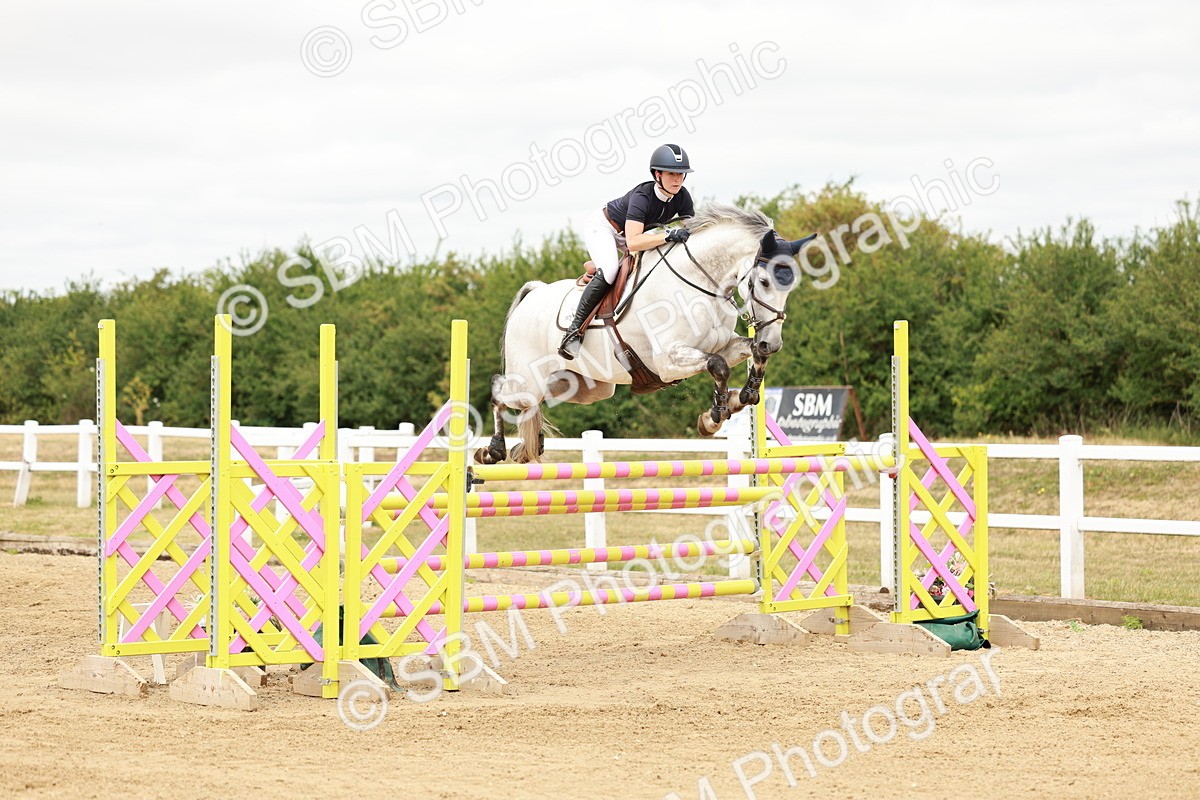 SBM_017459 - Class 21 - Senior Newcomers Championship 2d Rd