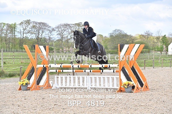 BPP_4819 - SUN CLASS 25 Senior Newcomers/ 1.10m Open