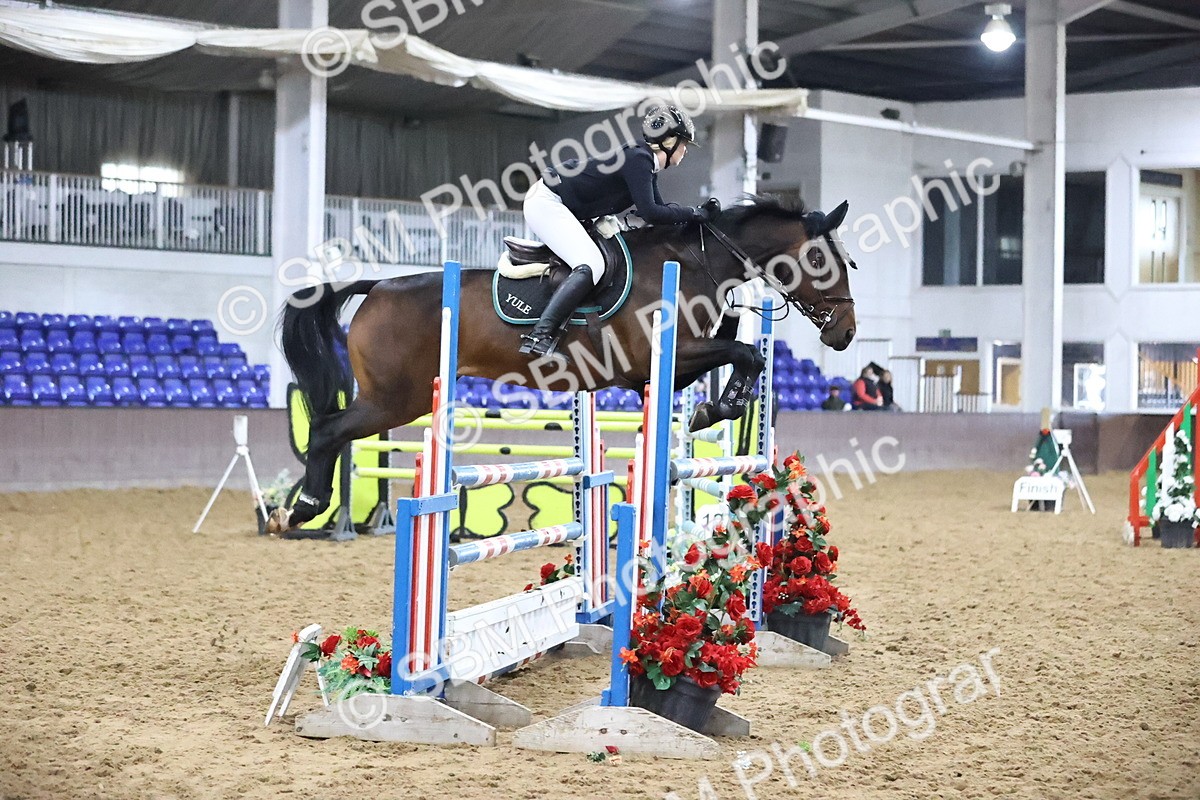 SBM_003776 - Class 12 - Senior Foxhunter 1.20m