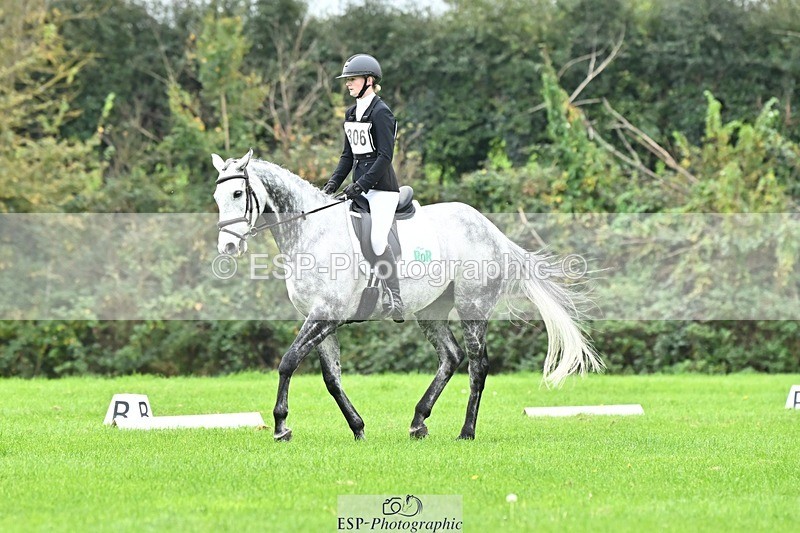 241024-103548-02220 - 306-Alice.Sandiford-THE.GREY.DANCER