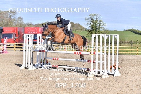 BPP_1768 - CLASS 18 SUN Senior Newcomers/ 1.10m Open