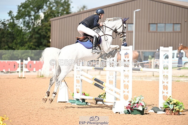 240912A-125845-01595 - Cls 3 Snr Foxhunter