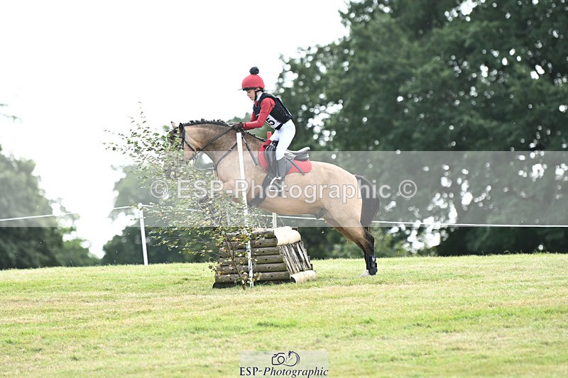 240825X-111546-32000 - 70cm XC 11.00 to 12.00