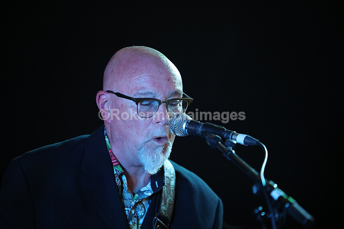 FOLK N BLUES-413 - FOLK and BLUES SEPT 2022