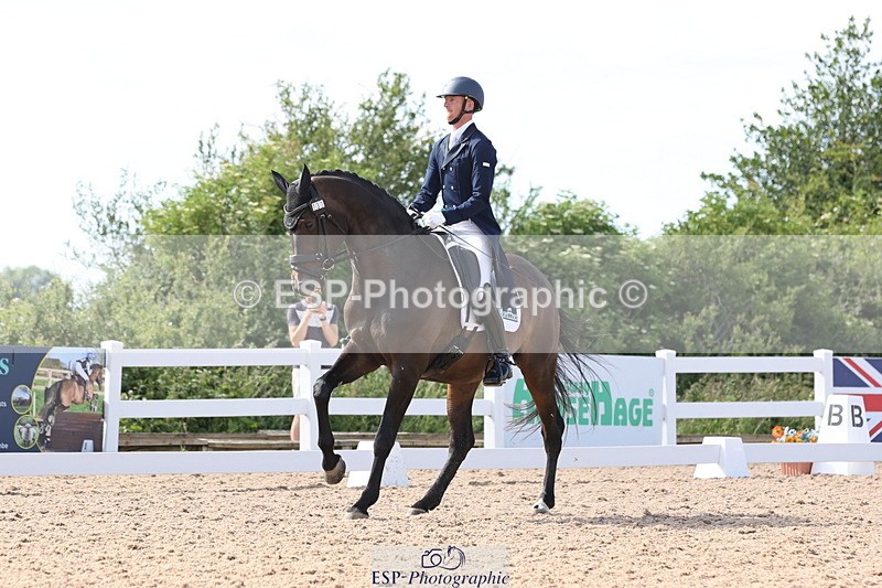 240622A-170124-14772 - Cls 38 BD FEI PSG