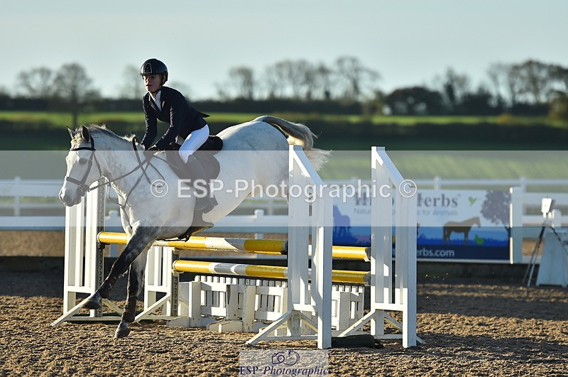 231111A-020752-01169 - Cls 8 Clear Round