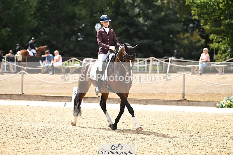 250808A-154546-01562 - 134-Lucy.AmyPretty.Karla