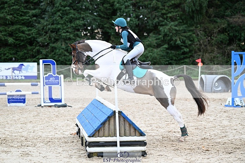 241117-142912-04599 - Cls 3 90-95cm 14.00 to 15.00