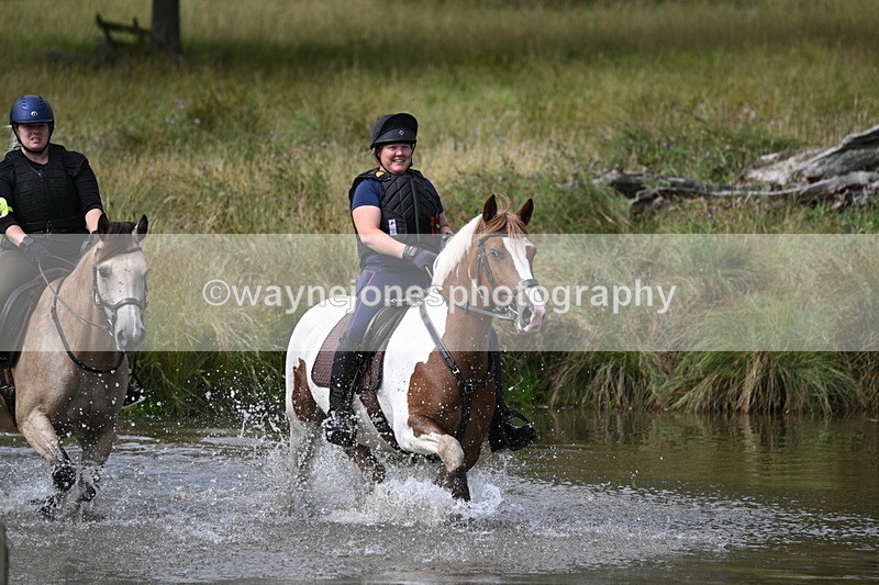 WJ7_1595 - Time at Water 10:48 to 11:13