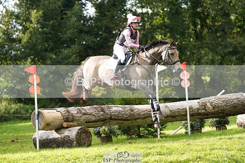 231021-153338-20193 - 498-SILVERLININGS.APHRODITE-Emily.Dobson-SC+XC