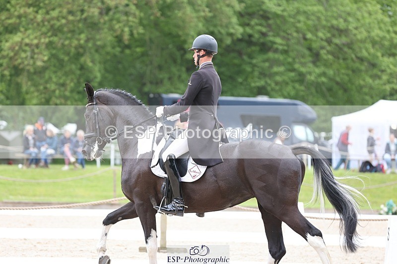 240524-171355-11258 - 377-HONEYBROOK_EXTRA_SPECIAL-Tom_Rowland