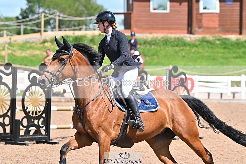 240619A-152824-00821 - Cls 5 Snr Foxhunter and 1.20m Open