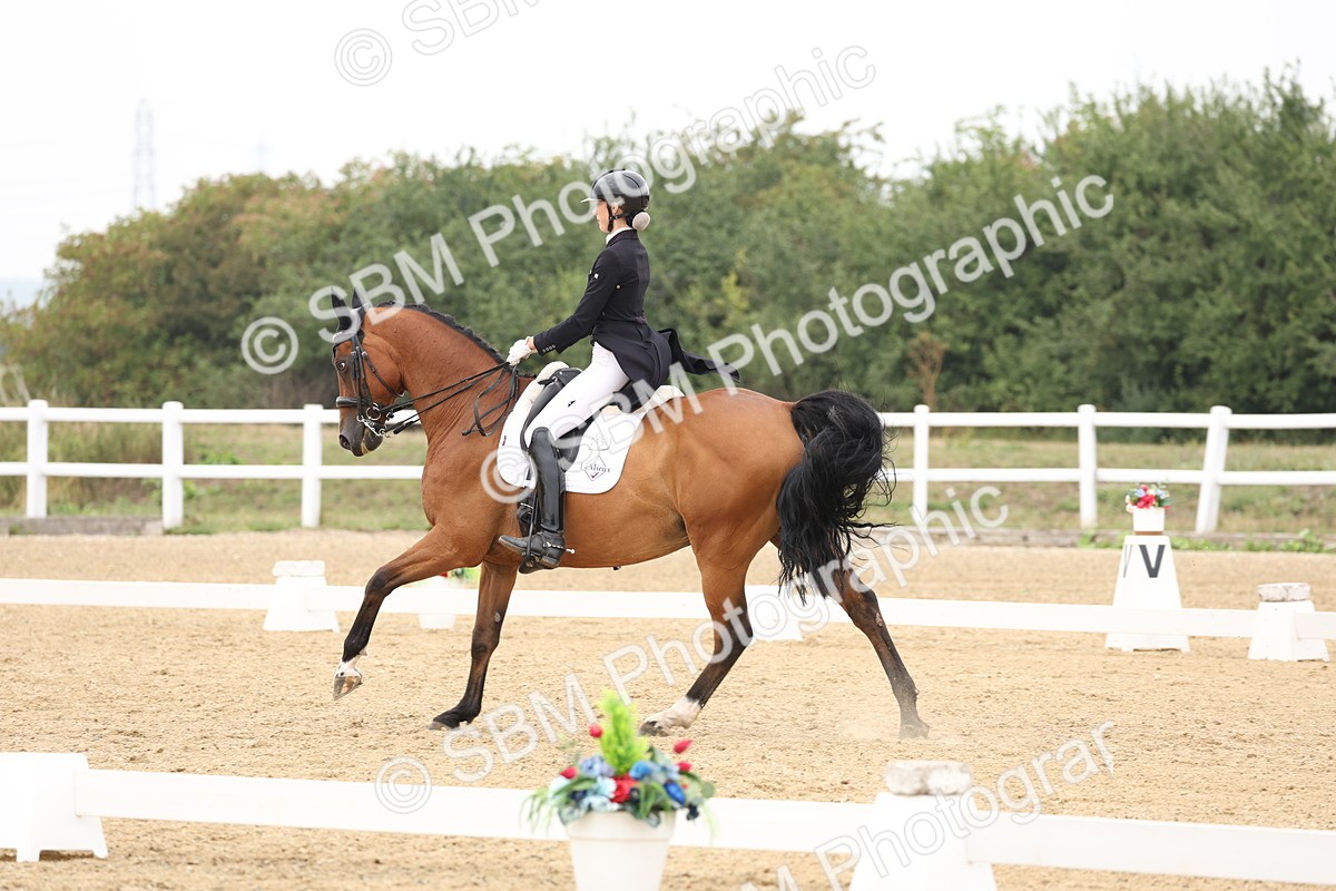 SBM_008064 - Class 10 - FEI INT I - 16.10-16.50