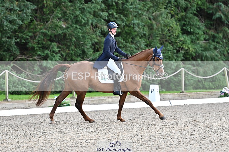 241023-163236-00967 - 017-Louis.Pern-CLASSICTOP.MISS.VIVIENNE