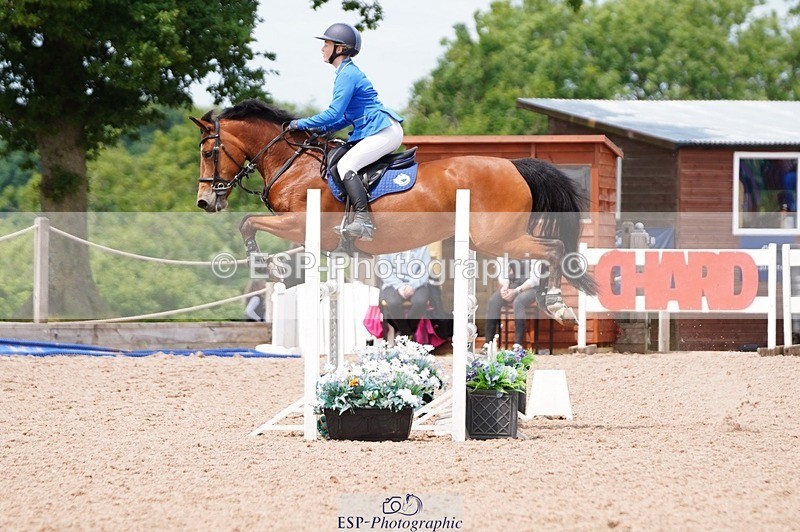 250608-130308-02801 - Cls 9 Pony Newcomers and 1m