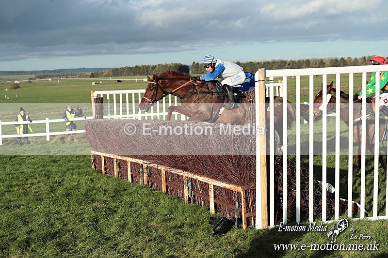 PtP 301125  0621 - Hursley Hambledon Point-to-Point Larkhill Racecourse 30/11/2025
