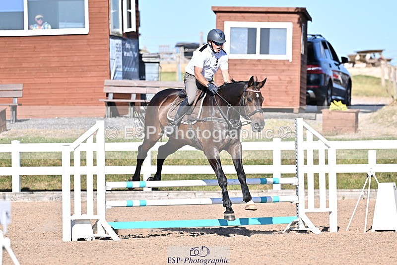 250708A-175417-00375 - 80cm Classes