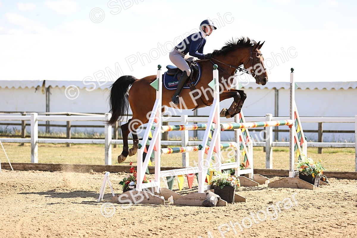 SBM_015403 - Class 16 - Senior foxhunter - 1.20m Open