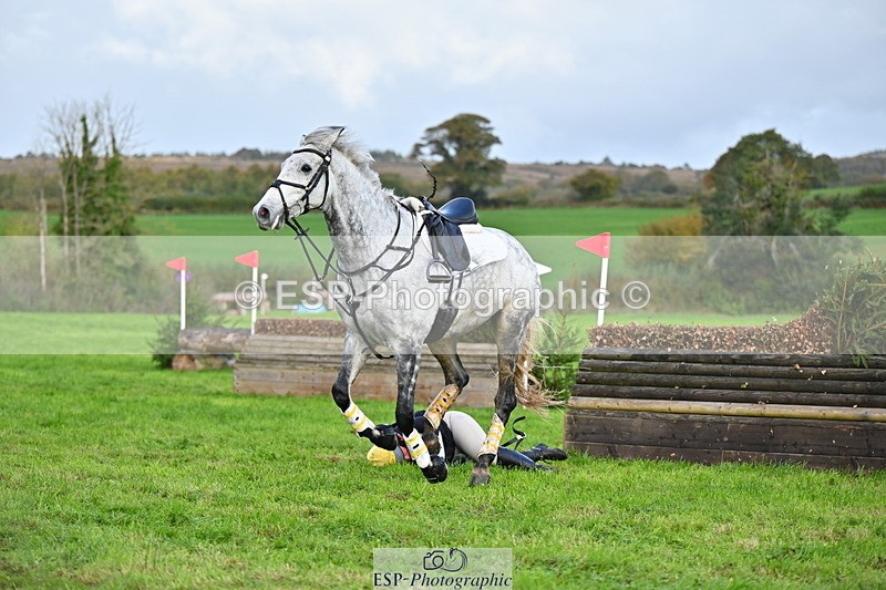 251025A-100252-16525 - D-330-Kathryn.Virjee