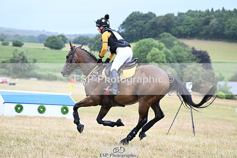 250803A-125711-13346 - M-565-Aimee.Bickley-LA.BASS