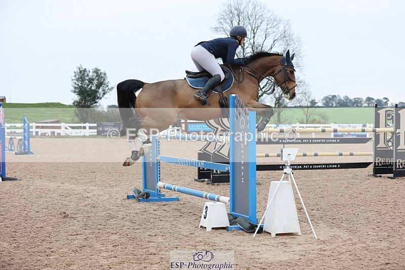 241101A-125158-01840 - FRI Cls 6 Foxhunter and 1.20m Open