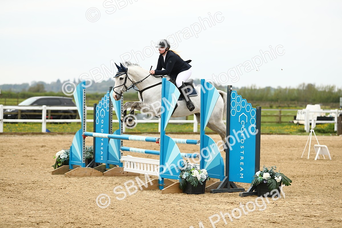 SBM_000824 - Class 3 - Senior Discovery 1m