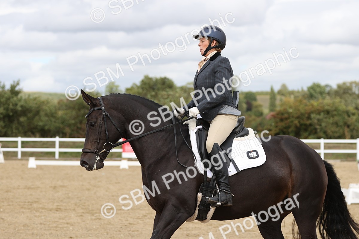 SBM_003883 - Class 9 - Novice 3 Champs