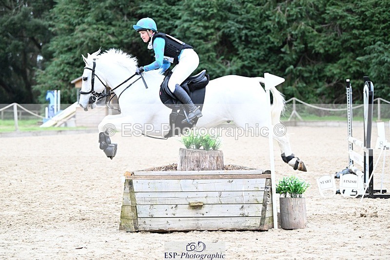 241116-113311-01013 - Cls 2 80-85cm 11.30 to End