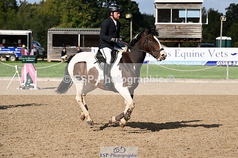 251004A-142525-01521 - Classes 6 & 7 60cm