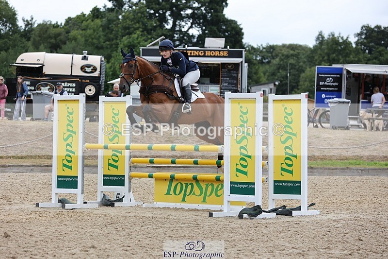 250803A-142818-14692 - P-714-Skye.Pleydell-Bouverie-SUPER.VISION