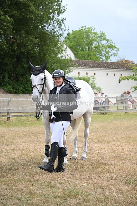 WJ6_0965 - Class 14 Intermediate Jumping 75cm