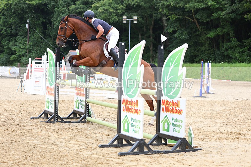 3E7A6398 - Class 8: Senior Newcomers/1.10m open