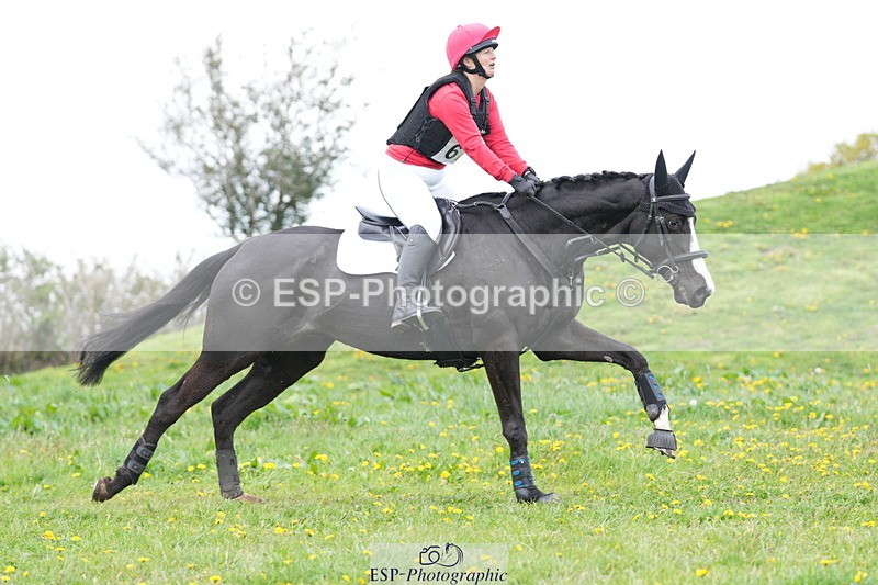 250419-162210-13092 - 673-Sarah.Whitehead-SHAKE.HIM.UP