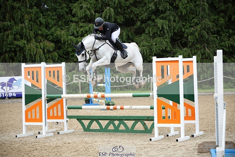 230708-120635-13622 - Cls 26 Newcomers & 1.10m Open