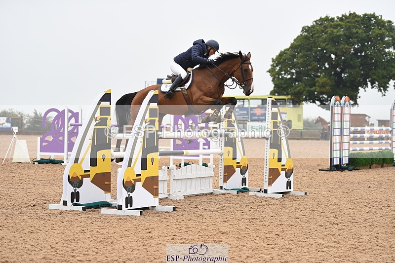 230916A-102702-03804 - Cls 14 Snr Foxhunter