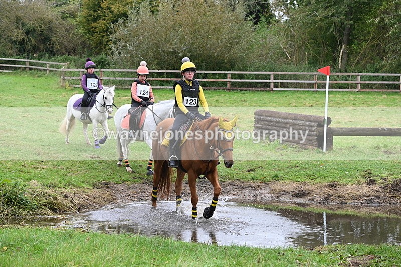 WJ6_4857 - Time at Photographer 12:17 to 12:30