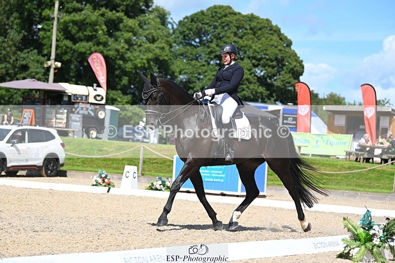 230811-122437-01267 - Cls 4 Adv Medium Silver