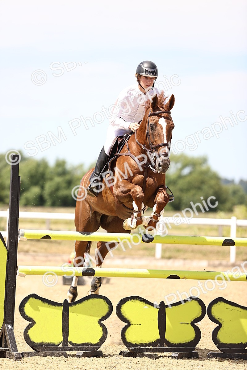SBM_001198 - Class 16 - GFS Senior Newcomers 1.25m