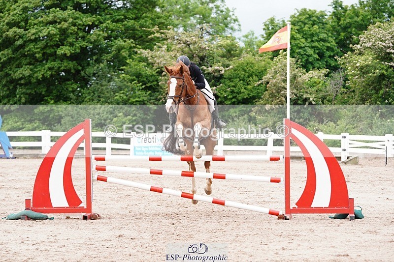 250524-114334-06425 - Cls 21 A&B Snr Disco & 1.00m Open